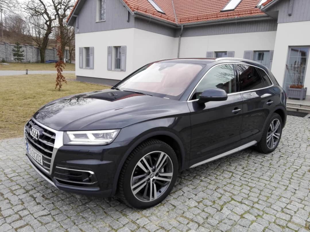 Audi Q5 jaki silnik benzynowy – porównanie, które ułatwi wybór
