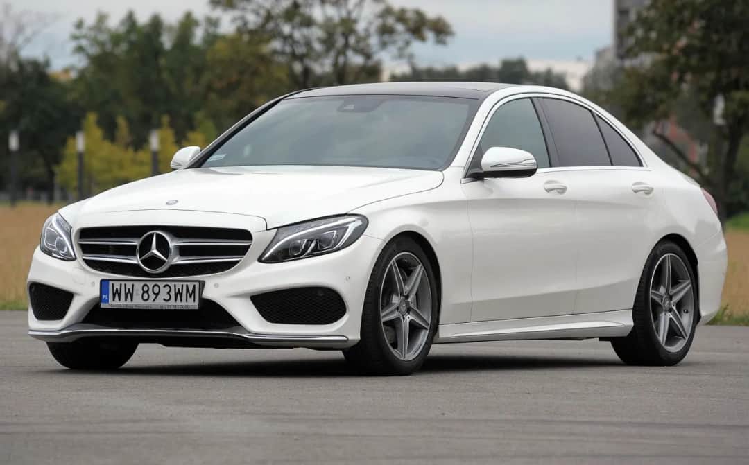 Mercedes C klasa W205 - jaki silnik wybrać, aby uniknąć problemów?
