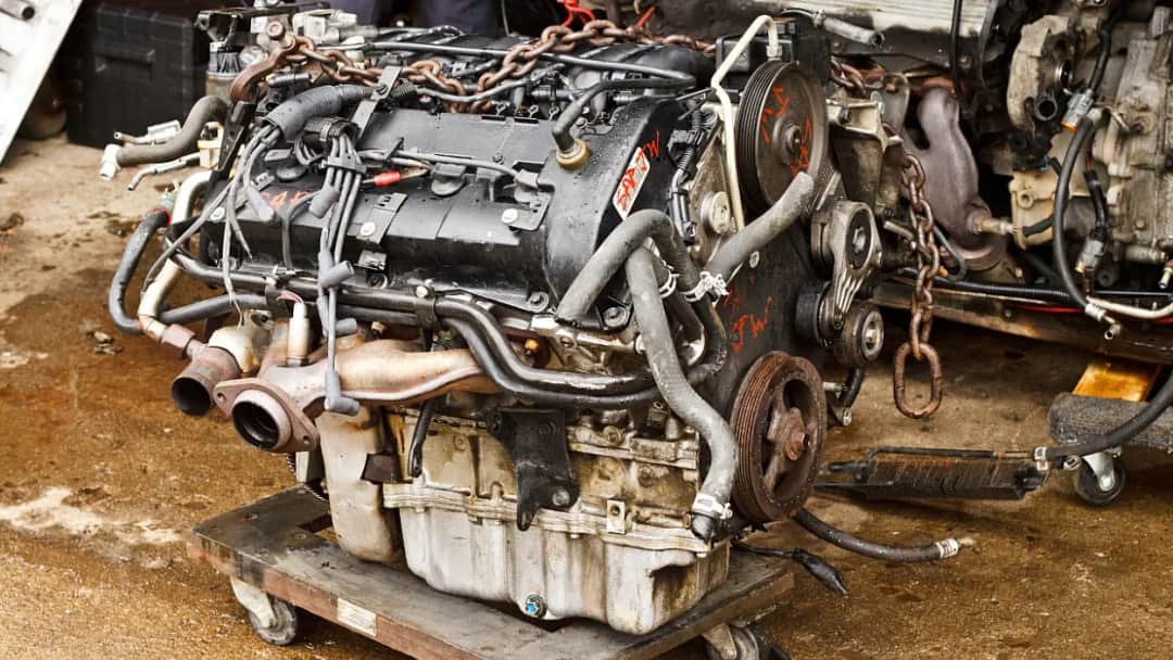 Co to znaczy swap silnika i jak może zmienić Twoje auto?